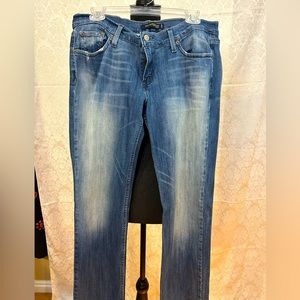 Levi’s Women’s Blue Denim Vintage 543 Too Superlow Straight Cut Jeans (13)